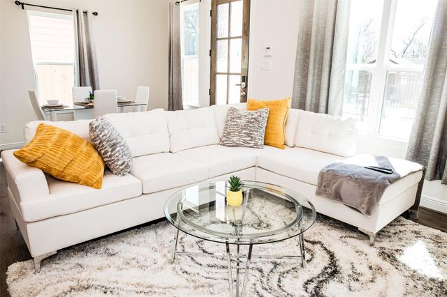 5205 Bataan Road B, Houston, TX 77033