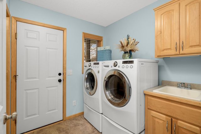 4588 Lasalle Avenue NE, Saint Michael, MN 55376