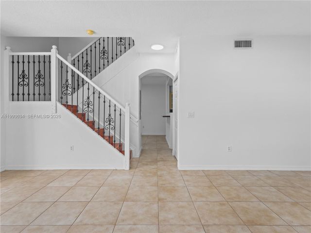 6201 NW 114th Pl 249, Doral, FL 33178