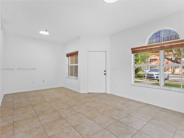 6201 NW 114th Pl 249, Doral, FL 33178