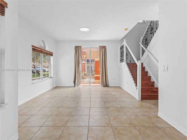 6201 NW 114th Pl 249, Doral, FL 33178