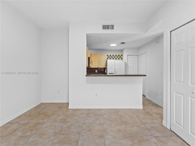 6201 NW 114th Pl 249, Doral, FL 33178