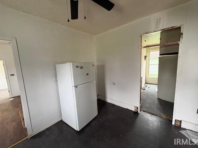 2423 S Madison Avenue, Anderson, IN 46016