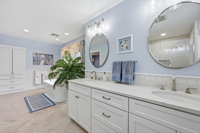 46 Carleton Drive, East Sandwich, MA 02537