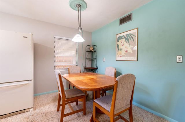2215 GROVE STREET, Sarasota, FL 34239