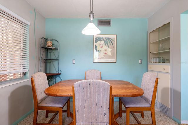 2215 GROVE STREET, Sarasota, FL 34239