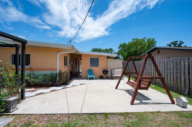 2215 GROVE STREET, Sarasota, FL 34239