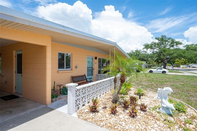 2215 GROVE STREET, Sarasota, FL 34239