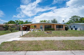 2215 GROVE STREET, Sarasota, FL 34239