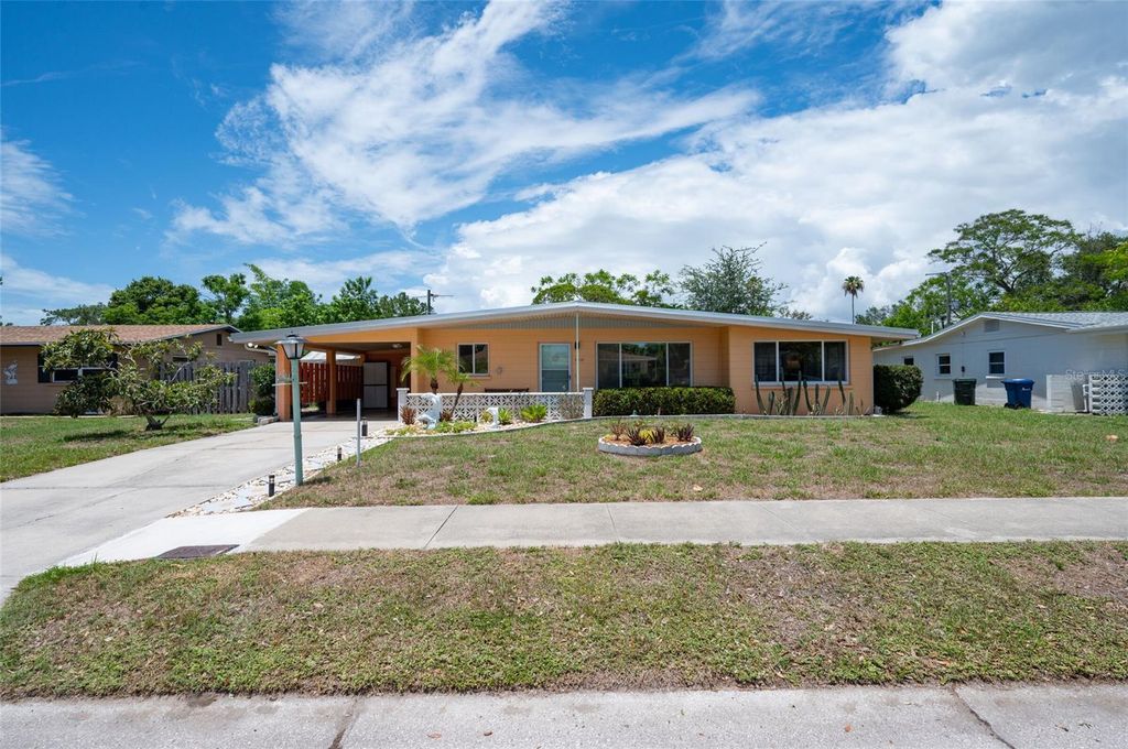 2215 GROVE STREET, Sarasota, FL 34239