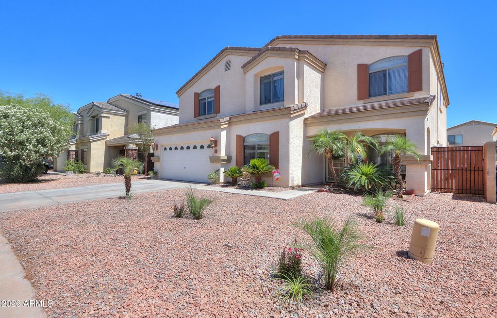 Image 2 of property listing at 1765 E Oquitoa Drive, Casa Grande, AZ 85122