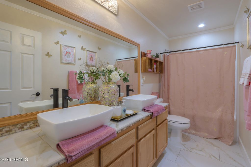 Image 25 of property listing at 1765 E Oquitoa Drive, Casa Grande, AZ 85122
