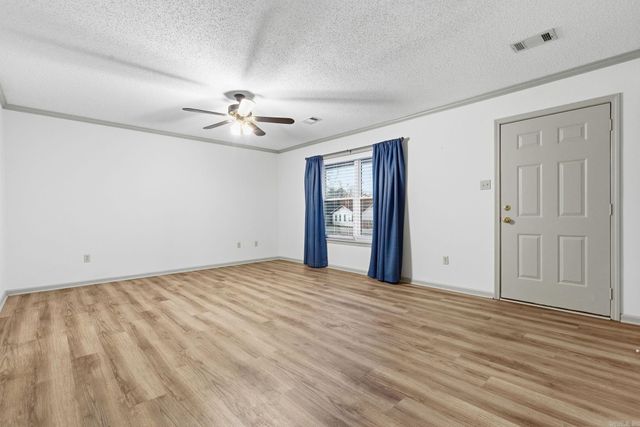 207 Ray St, Cabot, AR 72023