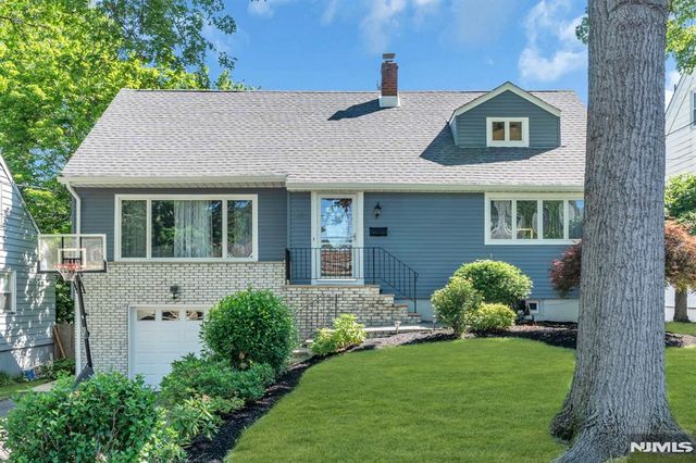10 Bryn Mawr Road, West Orange, NJ 07052