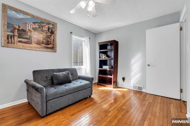 10 Bryn Mawr Road, West Orange, NJ 07052
