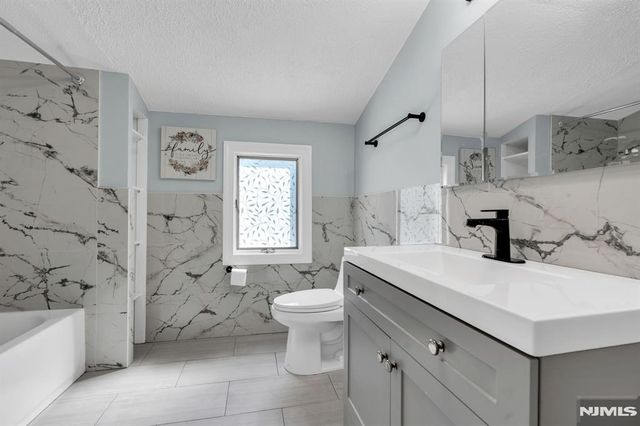 10 Bryn Mawr Road, West Orange, NJ 07052