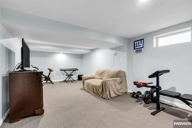 10 Bryn Mawr Road, West Orange, NJ 07052