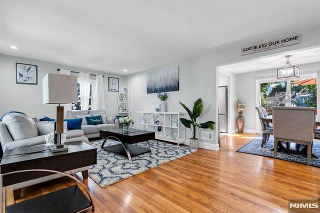 10 Bryn Mawr Road, West Orange, NJ 07052