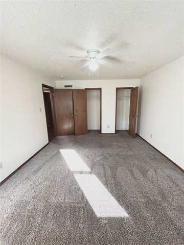 300 Chalmette Drive c, Norman, OK 73071