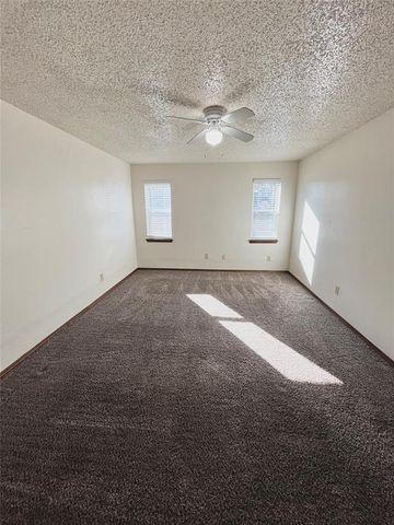 300 Chalmette Drive c, Norman, OK 73071