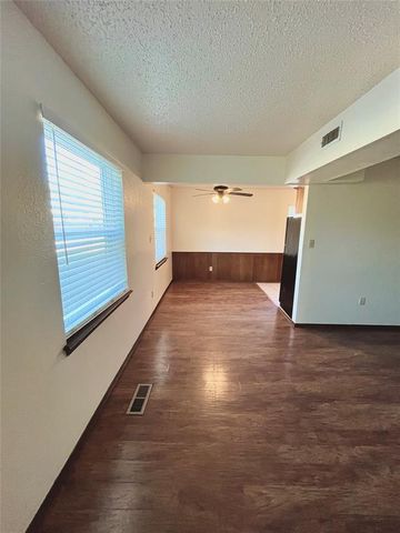 300 Chalmette Drive c, Norman, OK 73071