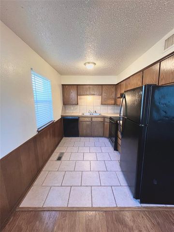 300 Chalmette Drive c, Norman, OK 73071