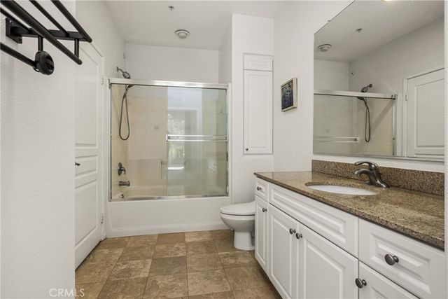 3202 Watermarke, Irvine, CA 92612