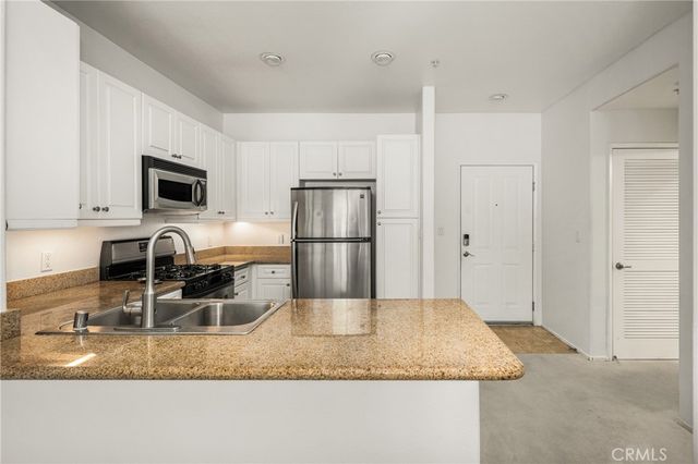 3202 Watermarke, Irvine, CA 92612