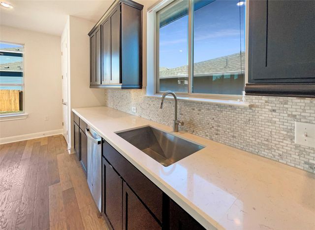 7604 Hillock TER, Austin, TX 78744