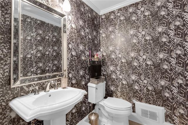 2660 Spalding Drive, Atlanta, GA 30350