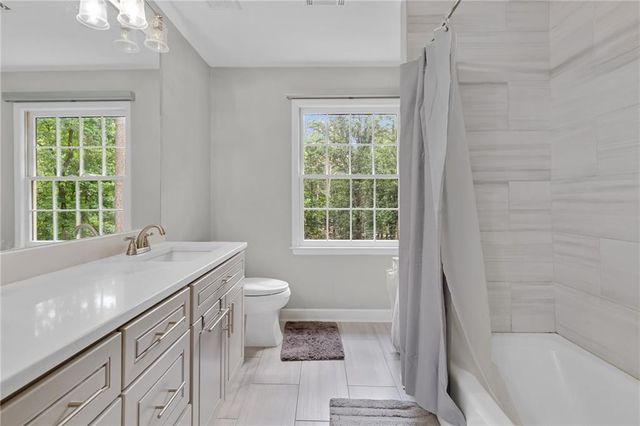 2660 Spalding Drive, Atlanta, GA 30350