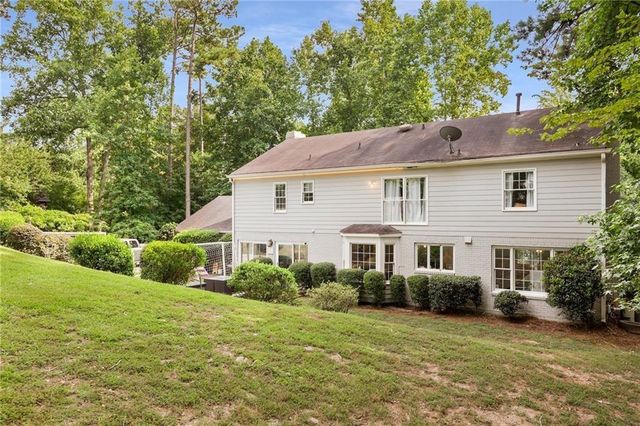 2660 Spalding Drive, Atlanta, GA 30350