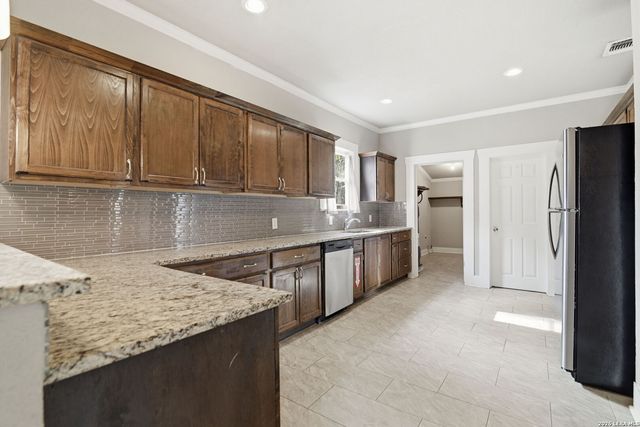 1629 W woodlawn, San Antonio, TX 78201