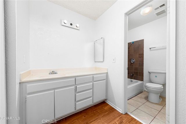 1822 Park Circle, Lancaster, CA 93535