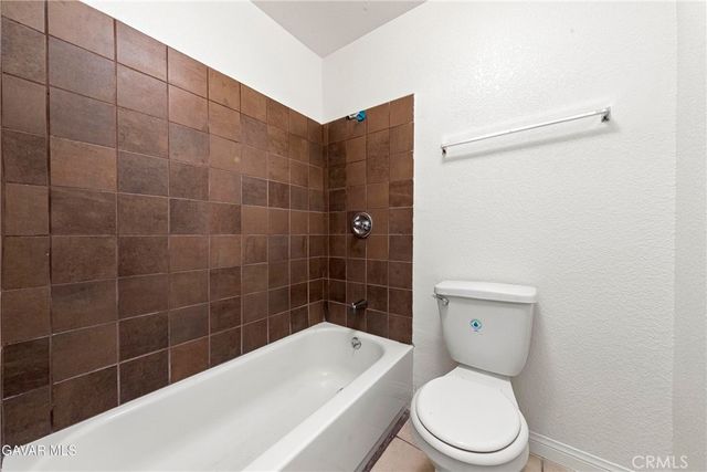 1822 Park Circle, Lancaster, CA 93535