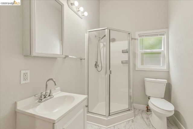 2529 Ellsworth St, Berkeley, CA 94704