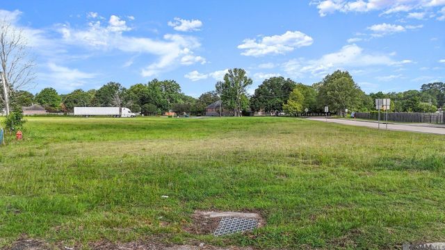 801 SW Florida Ave, Denham Springs, LA 70726