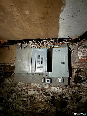 156 West Street, New Haven, CT 06519