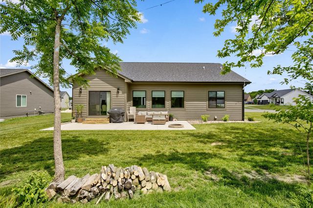 608 Deer Haven Street, Polk City, IA 50226