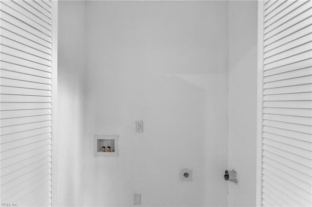 921 Howard PL, Suffolk, VA 23434