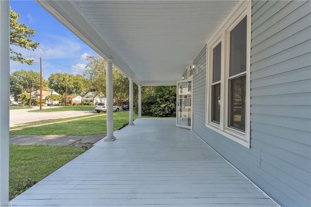 921 Howard PL, Suffolk, VA 23434