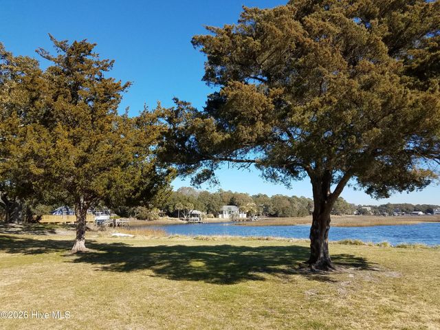 116 Boundary Loop Road NW, Calabash, NC 28467