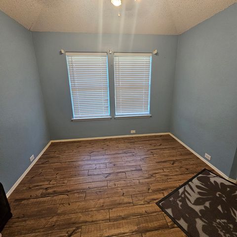 421 Bluebonnet Lane, Red Oak, TX 75154