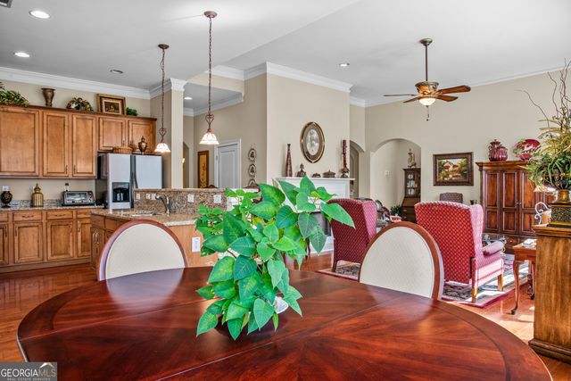 1042 Creekwood Circle, Madison, GA 30650