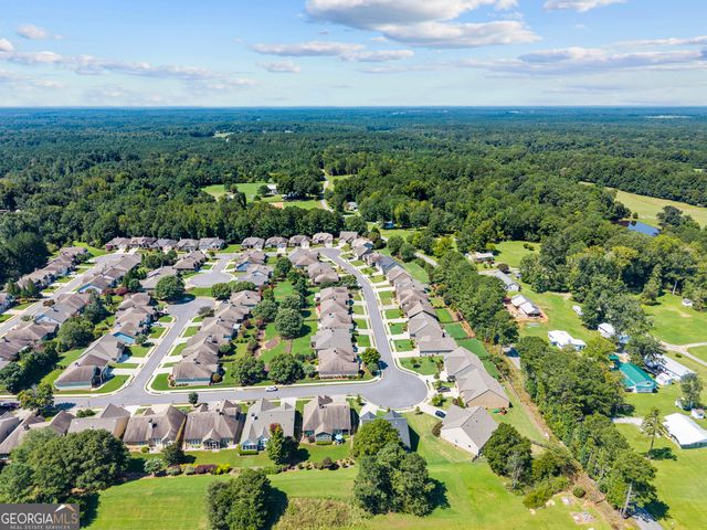 1042 Creekwood Circle, Madison, GA 30650