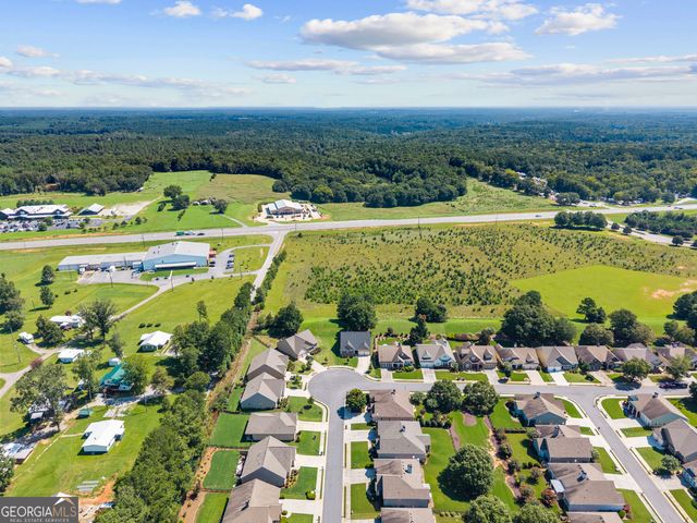 1042 Creekwood Circle, Madison, GA 30650