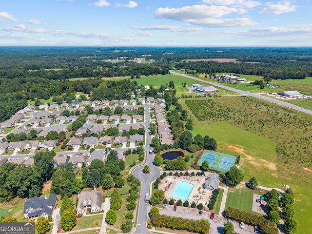 1042 Creekwood Circle, Madison, GA 30650