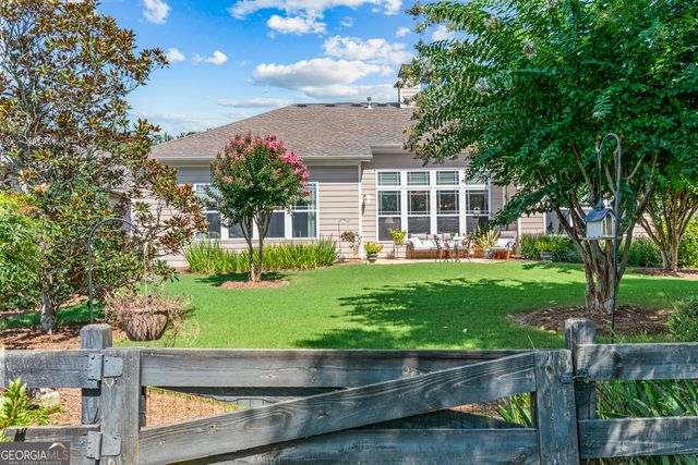 1042 Creekwood Circle, Madison, GA 30650
