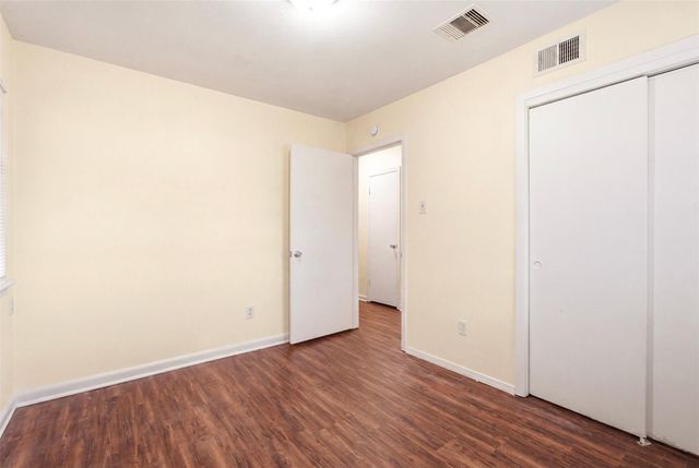 10227 Glenmawr Drive, Houston, TX 77075