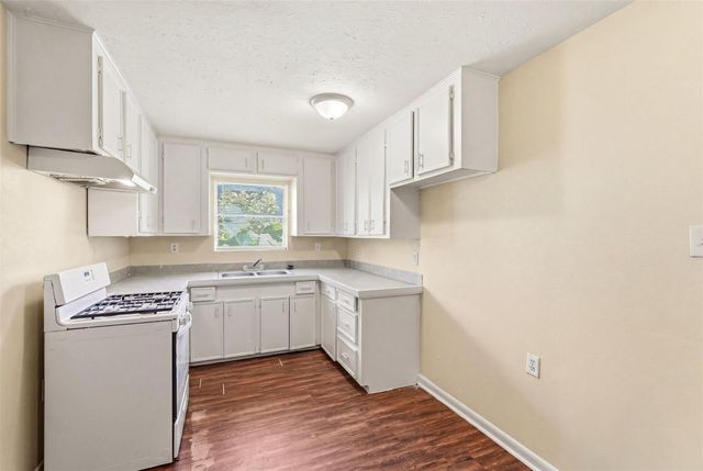 10227 Glenmawr Drive, Houston, TX 77075